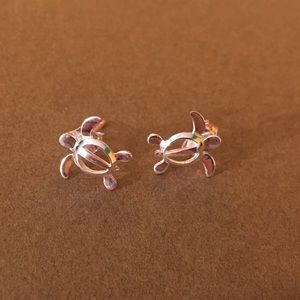 Honu (turtle) Stud Earrings
